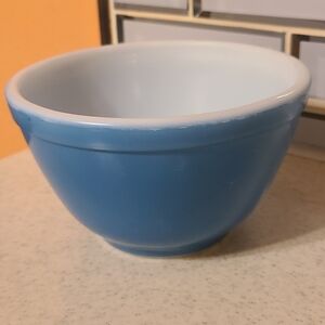 Blue Bowl Pyrex Rare Collectible Blue Bowl